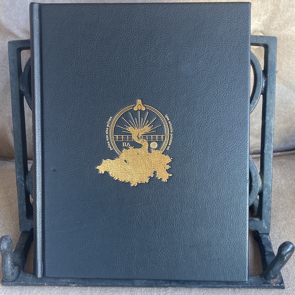 Destiny Grimoire Anthology Book - Picture 3 of 5